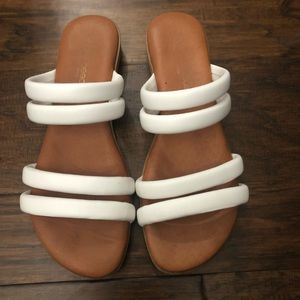 Andre Assous Slide Sandals-Size 7